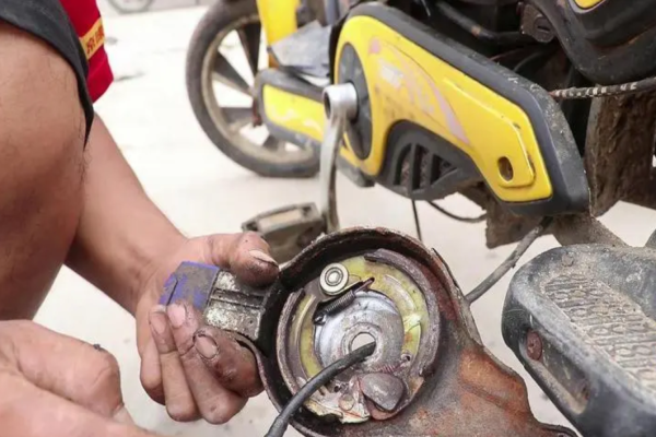 贵港市电动车刹车故障